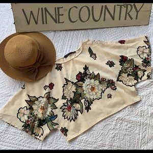 Floral cropped top